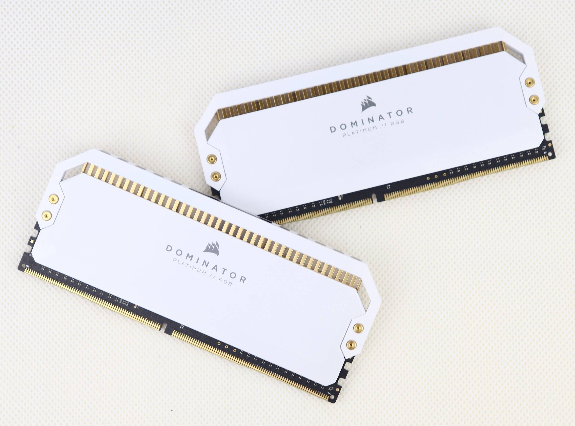 Corsair Dominator Platinum RGB DDR4記憶體