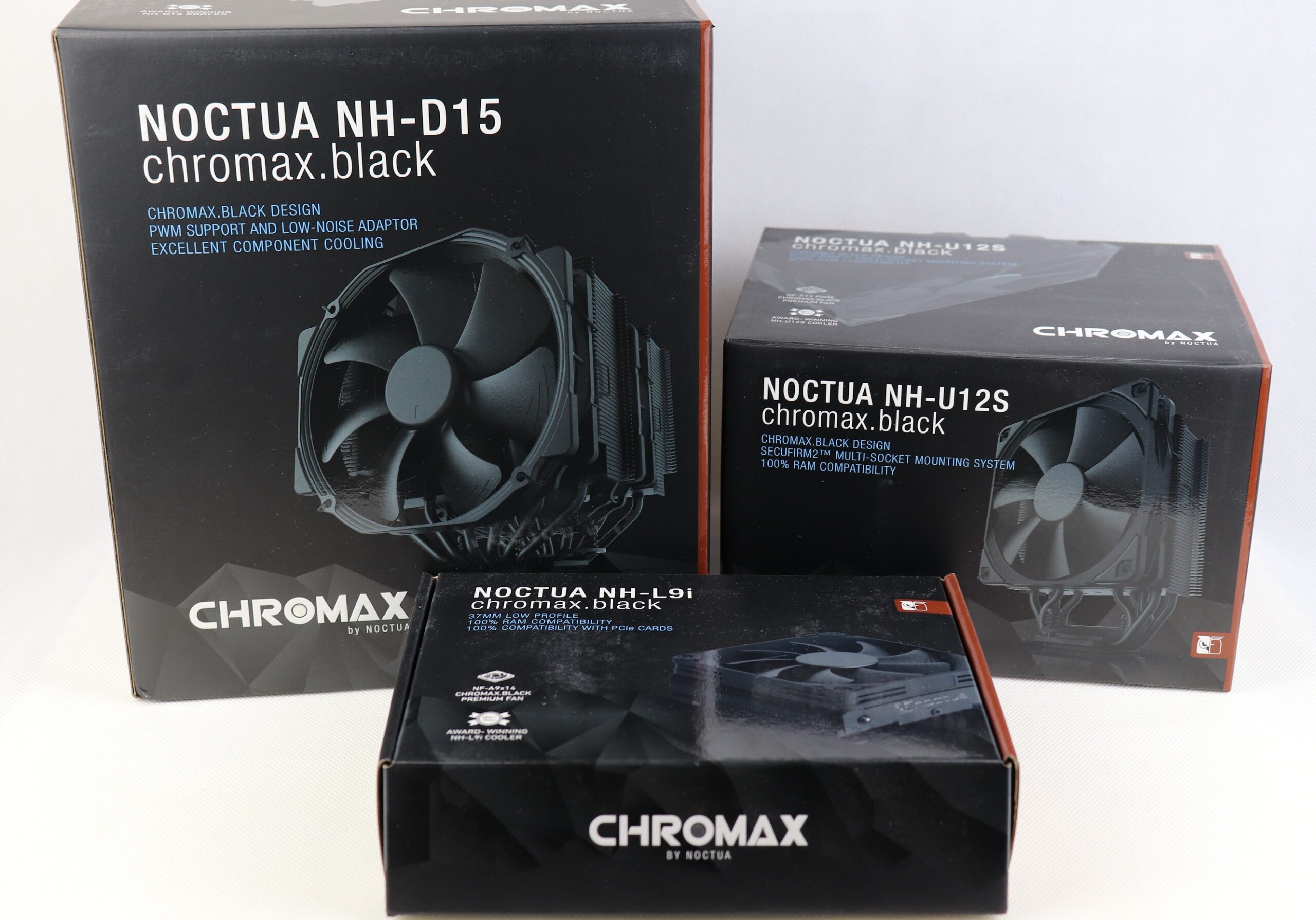Noctua chromax.black散熱器